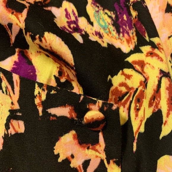 REVOLVE Somedays Lovin Deep End Wrap Dress Black Floral Oversized Mini - Picture 10 of 12